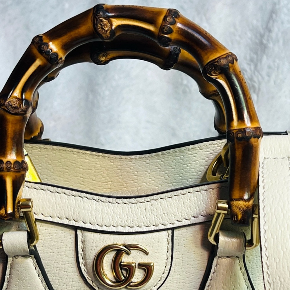 Gucci Cream Mini Bag with Bamboo Handle - Picture 2 of 7